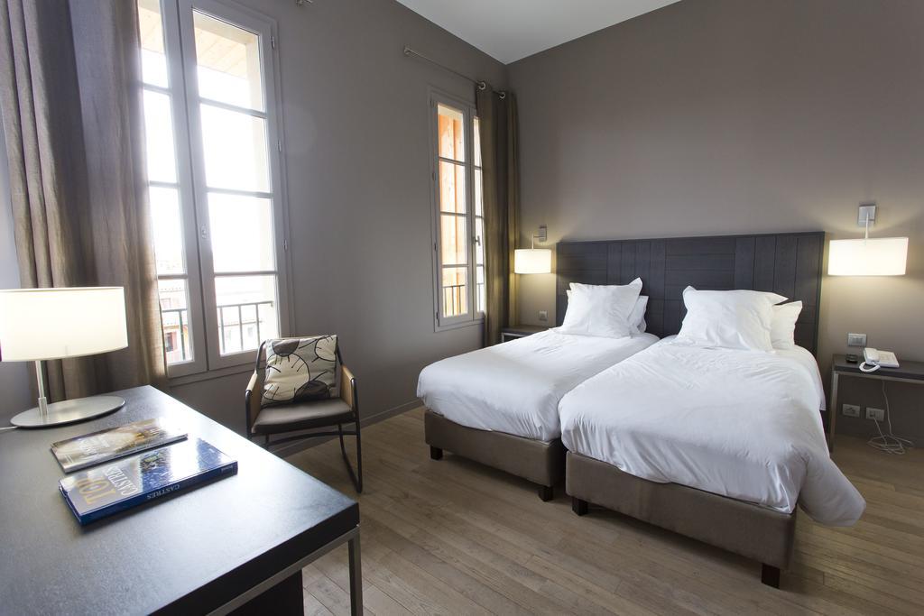 Grand Hotel De Castres Castres  Ruang foto