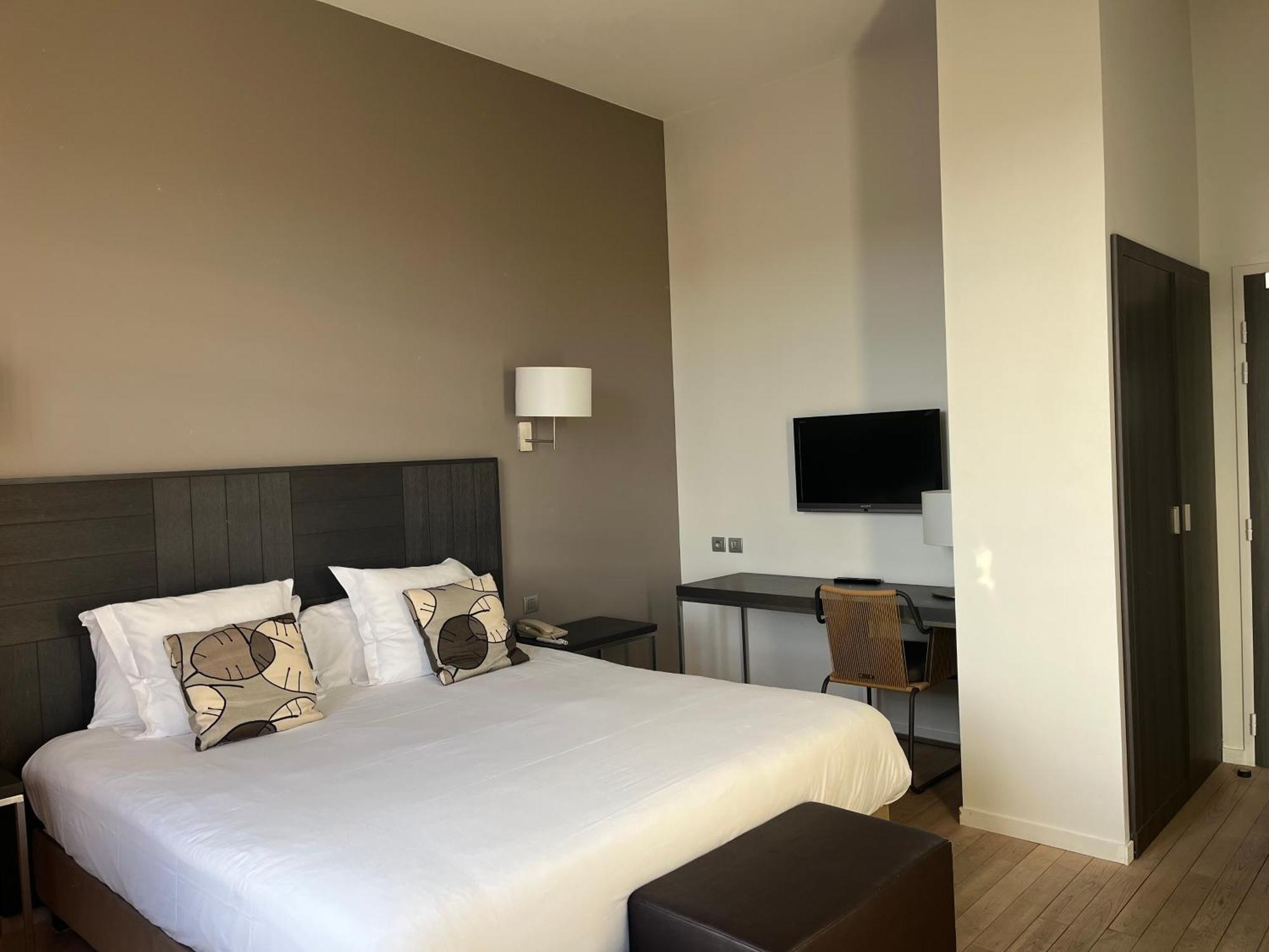 Grand Hotel De Castres Castres  Bagian luar foto